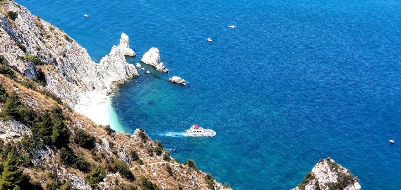 Melodie Del Conero - Nuovo Bilocale, In Posizione Strategica Villa Castelfidardo Bagian luar foto
